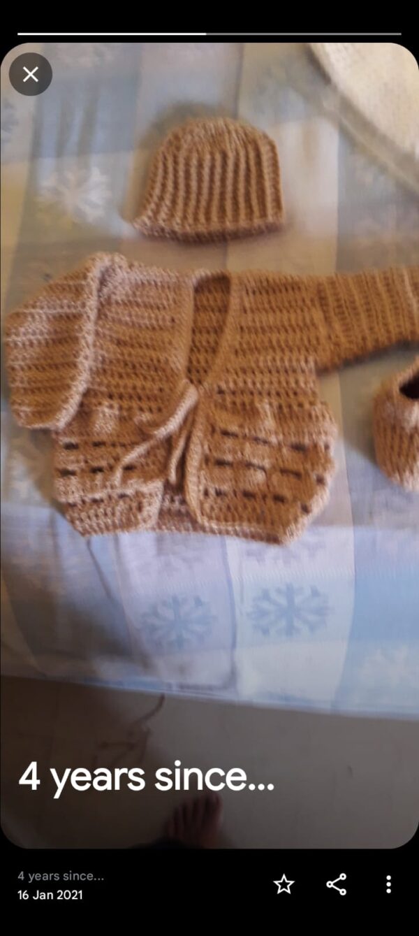 Handmade customized woollen wear