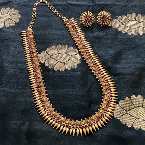 Traditional gold look Haram - Image 4