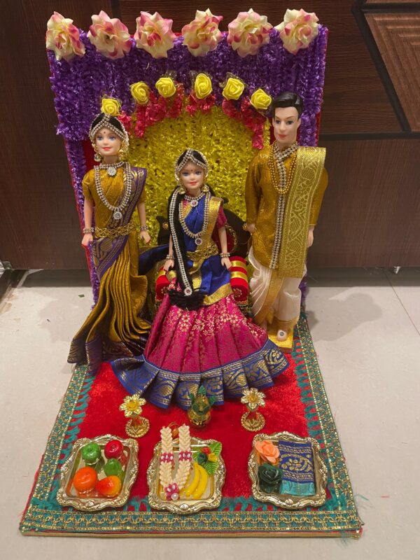 HalfSaree Family Dolls set