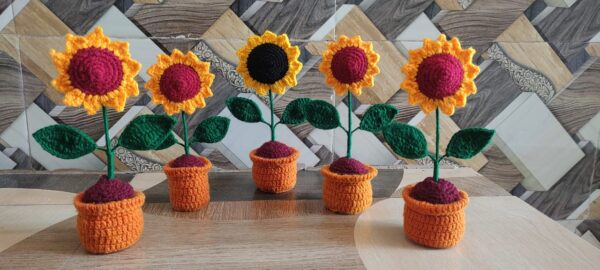 Crochet sunflower pot - Image 2
