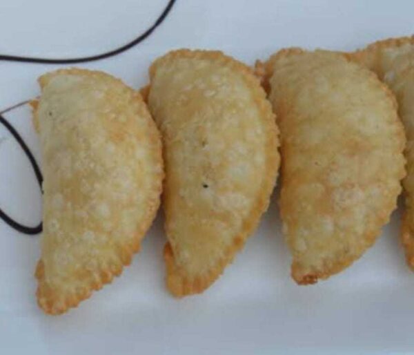 Karjikai  sweets for 10