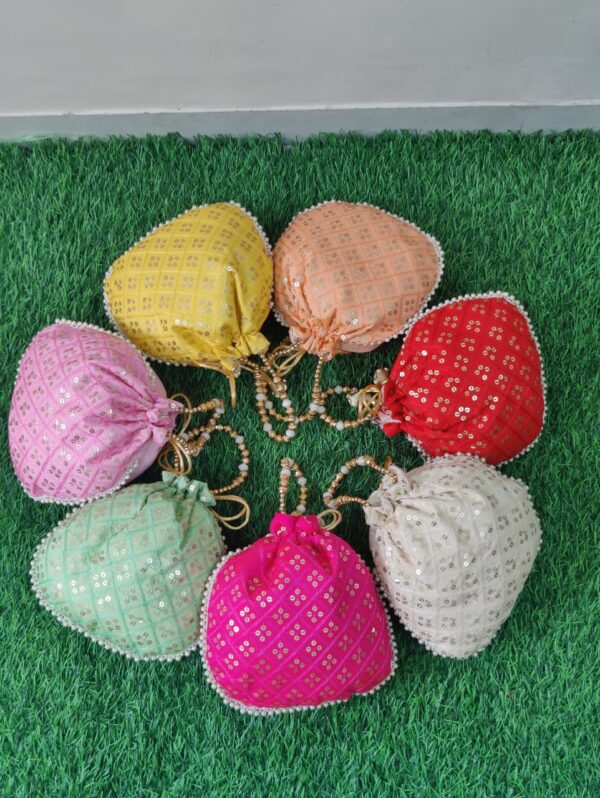 Single side work potlis