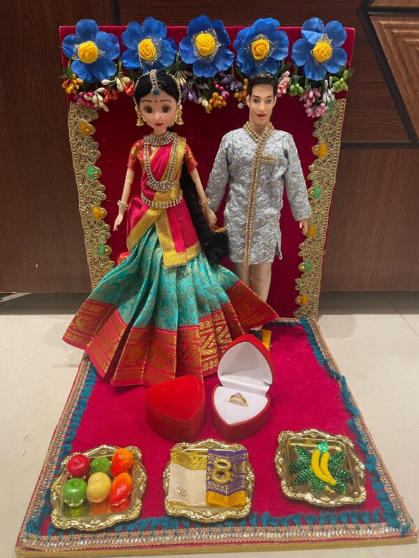 Engagement dolls - Image 2