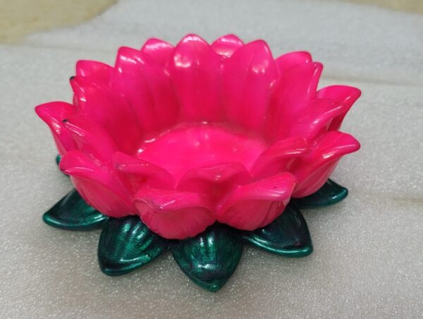 Double Colour Marble Lotus