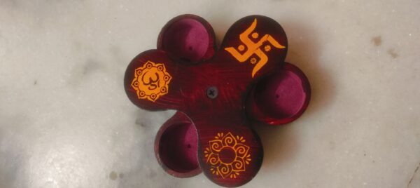 Wooden kumkum